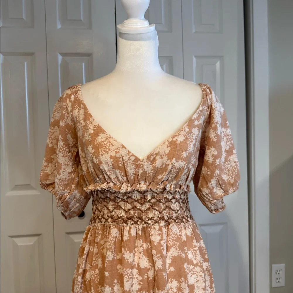 Free People, Boho Floral Maxi Dress Smocked Waist 100% Cotton, Size M EUC